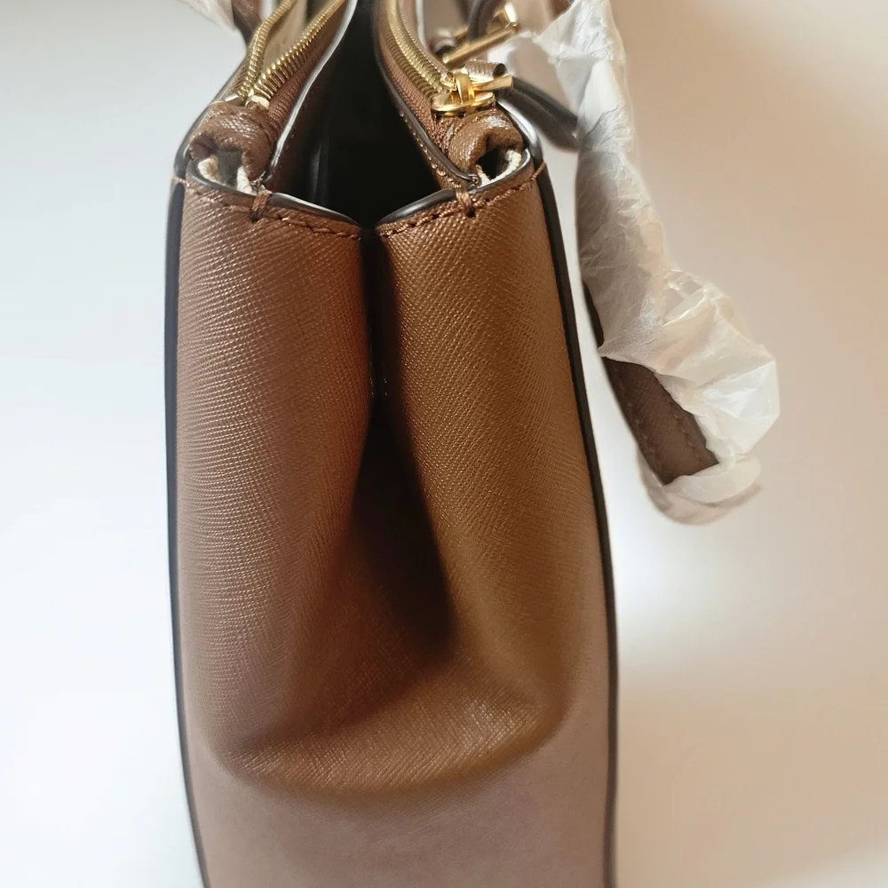 Tory Burch Emerson Large Double Zip Leather Tote Bag - Picture 13 of 14